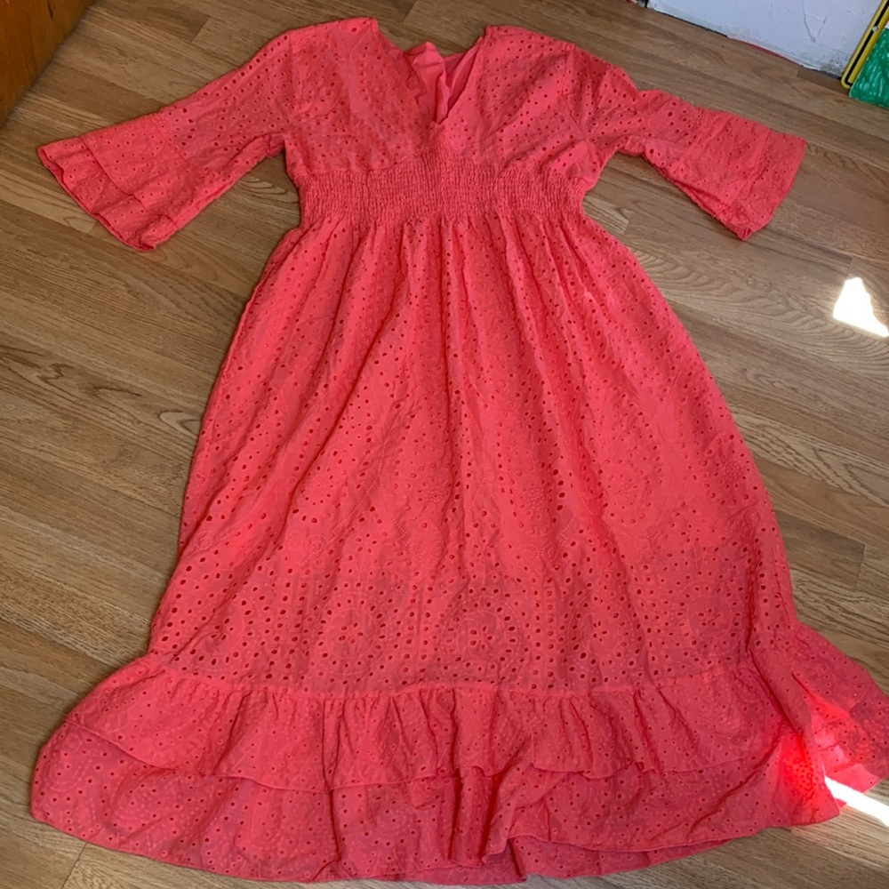 Unbranded, solid coral cotton floral eyelet 3/4 bell sleeve maxi dress. Size 2X.
